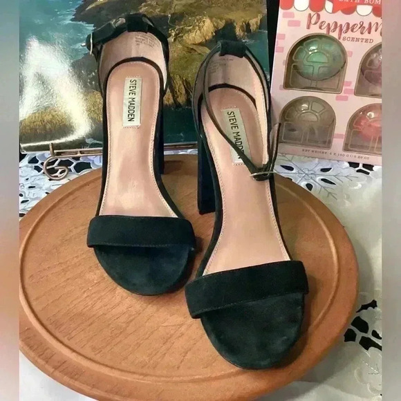Steve Madden Women's Carrson Block Heel Black Suede Sandal Size 9.5 M - Picture 14 of 14
